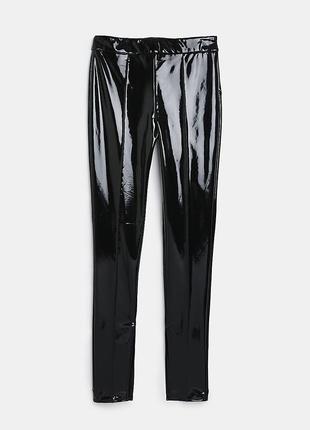 Новые латексные брюки с высокой талией asos river island черные лаковые виниловые штаны с разрезами5 фото