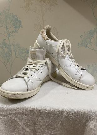 Кросівки adidas