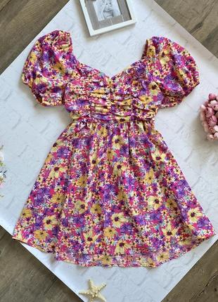 Платье с цветочным принтом shein