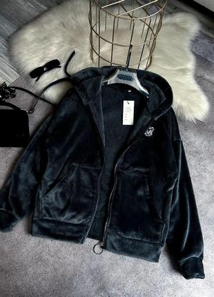 Велюровый бомбер свободного кроя с капюшоном куртка сохуди махровая кофта курточка черная серая розовая