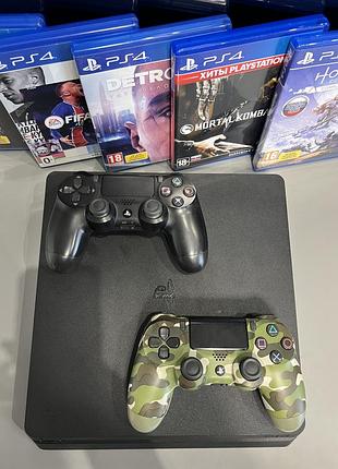 Playstation 4 slim