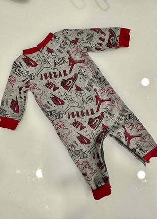 Дитячий чоловічок комбінезон боді jordan розмір 3-6 місяців зріст 62-68см