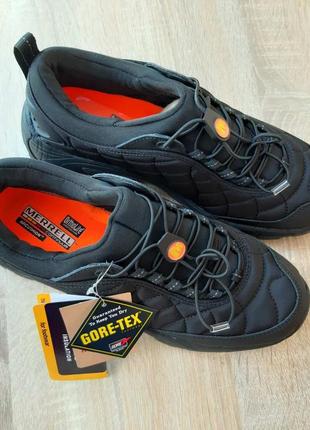 Мужские качественные и стильные кроссовки для мальчиков черные с оранжевым зимой.