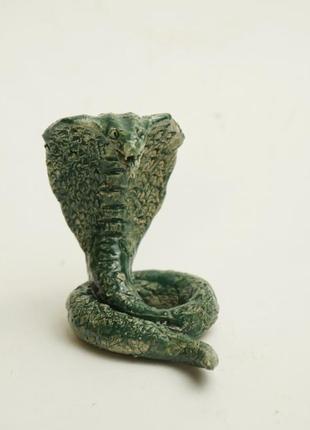 Статуэтка змеи зеленой декор кобра