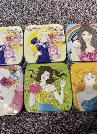 Футляри металеві