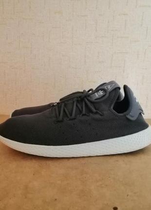 Кросiвки adidas pharrell williams на стопу 29 см лiтнi, легкi