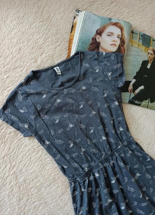 Сукня в прикольний принт