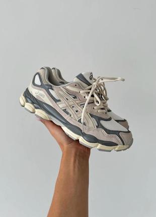 Кроссовки adidas ozweego celox