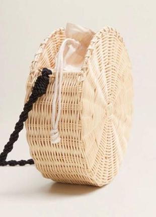 Летняя плетеная сумочка mango1 фото