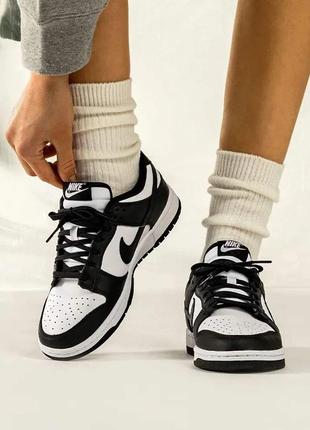 Nike dunk low retro panda