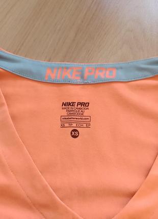 Спортивная футболка nike pro оранжевого цвета5 фото