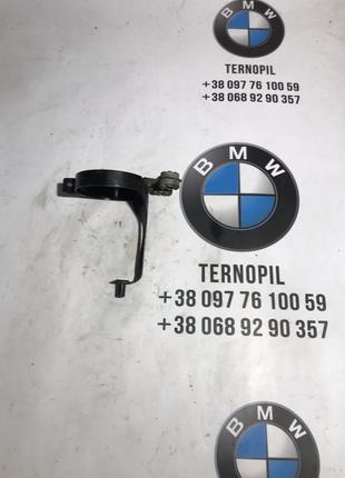 Кронштейн бачка гур гідропідсилювача бмв bmw е e60/61/63/64 324167692871 фото