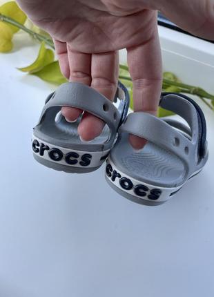 Крокси сандалі босоніжки crocs для хлопчика / дівчинки2 фото