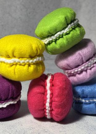 Макарун з фетру