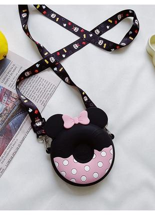 Дитяча сумочка силікон mickey mouse. дитяча силіконова сумка на плече 14*12*4