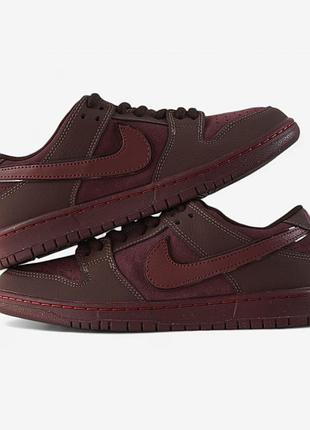 Nike sb dunk city of love burgundy crush