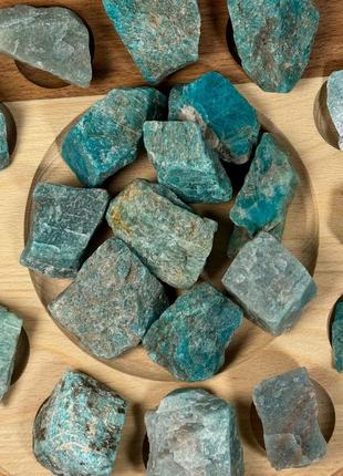 Камень амазонит