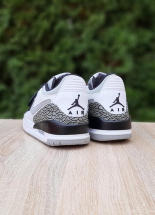 Air jordan legacy 312 low білі з сірим10 фото