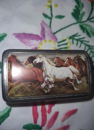 Винтажная шкатулка