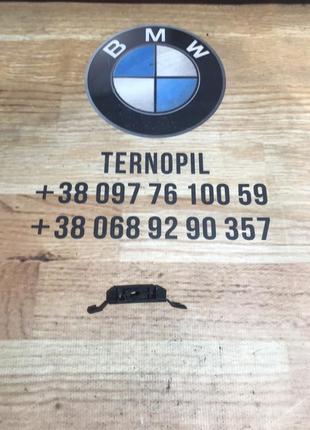 Затискач бмв bmw ф f30/31/32/33/34/36/45/46/48 г g01/02 51137258183