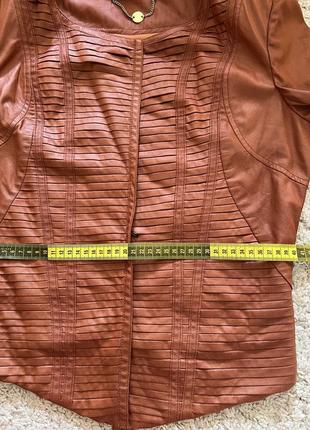 Новый пиджак, жакет, ветровка supertrash оригинал голландский бренд размер s,m указан размер 38 имитация кожи8 фото
