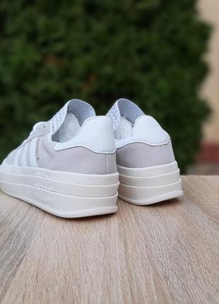 Женские замшевые кроссовки adidas gazelle bold white grey адидас газели на платформе5 фото