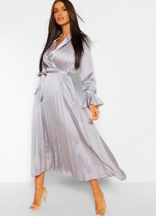 Атласна сатинова сукня міді на запах9 фото