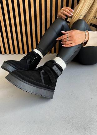 Натуральные укороченные угги черного цвета🫂