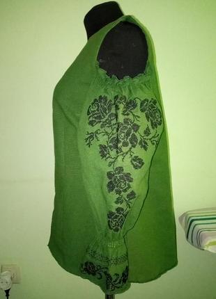 Вышитая блуза зеленого цвета машинная вышивка крестиком3 фото