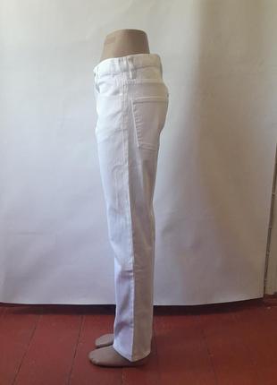 Белоснежные классические джинсы2 фото