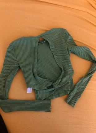 Кроп-топ. блузку с открытой спиной2 фото