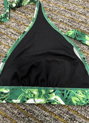 ☀️літній розпродаж☀️ яскравий зелений купальник з листковим принтом на великі груди закриті трусики s m4 фото