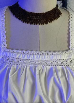 Білого кольору вінтажна укорочена сорочка блуза кроп топ з красивим мереживом етно стиль етно одяг до українського строю4 фото