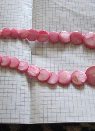 Бусы. ожерелье. натуральный перламутр.