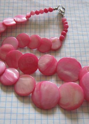 Бусы. ожерелье. натуральный перламутр.