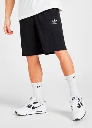 Спортивні шорти adidas чоловічі2 фото
