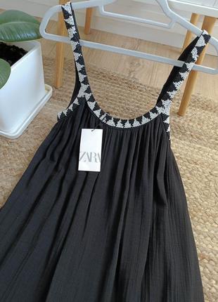 Длинное черное платье вышитое бисером от zara, размер м*2 фото