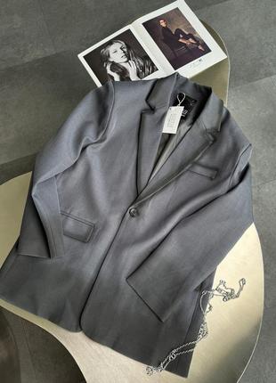 Сірий піджак в стилі maison margiela