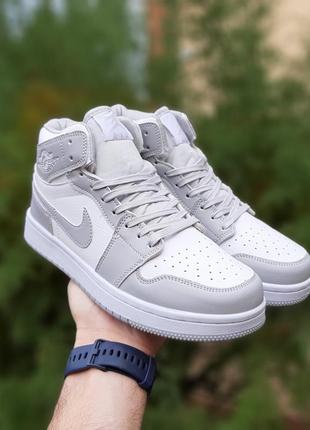 Nike air jordan 1 mid високі білі з сірим