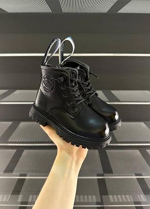 Утепленные ботинки