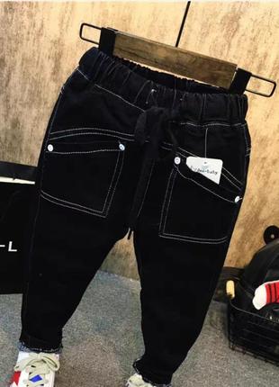 Джинсы на 5-6 лет новые