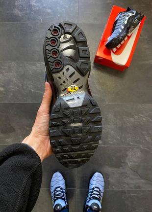 Кросівки nike air max plus tn silver6 фото