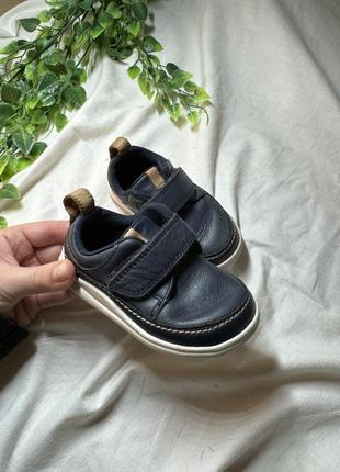 Туфли лоферы clarks на мальчика 20.5 (13.5 см)3 фото