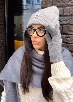 Шапка ангоровая
