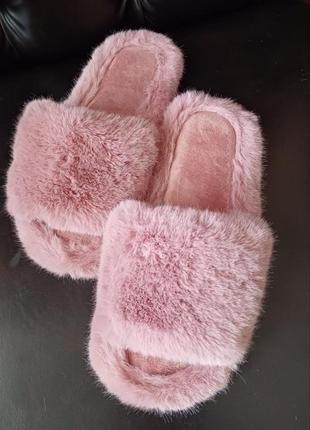 Домашние тапочки.пушистики.новые.