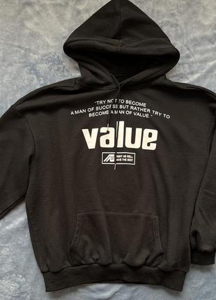 Чорний базовий худі