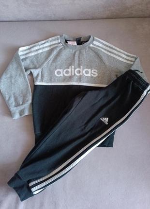 Костюм фирмы аdidas