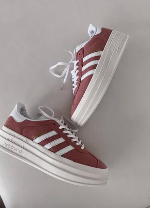 Жіночі замшеві кросівки adidas gazelle bold pink/white адідас газелі на платформі4 фото