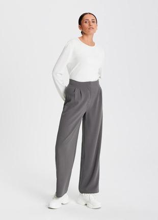 Жіночий джемпер "cloud" молочна 3