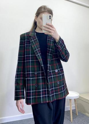 Двубортный пиджак в клетку zara